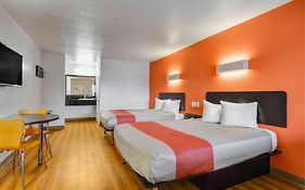 Motel 6-Moultrie, Ga